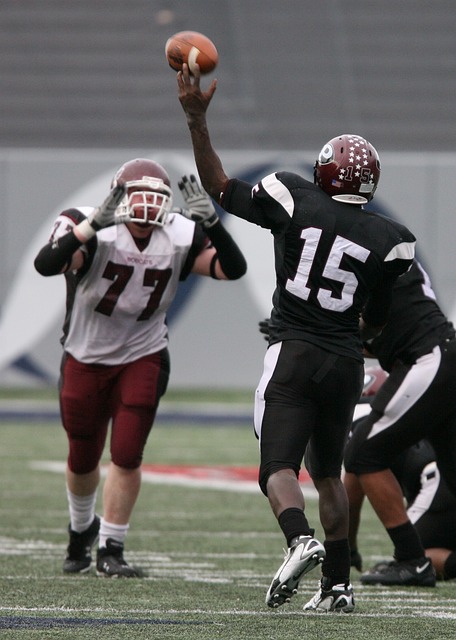 广州足球崛 广州足球崛