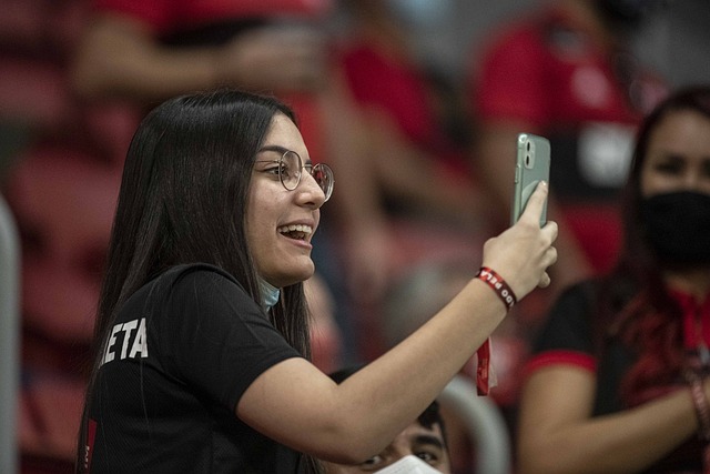 友共同观赛 友共同观赛